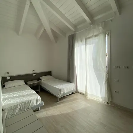 Domus De Victoria Iuns1778 *